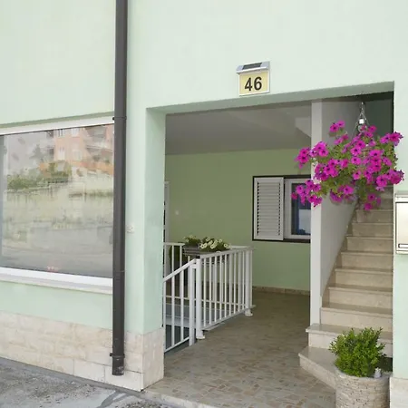 Apartment Universe Makarska Exterior photo
