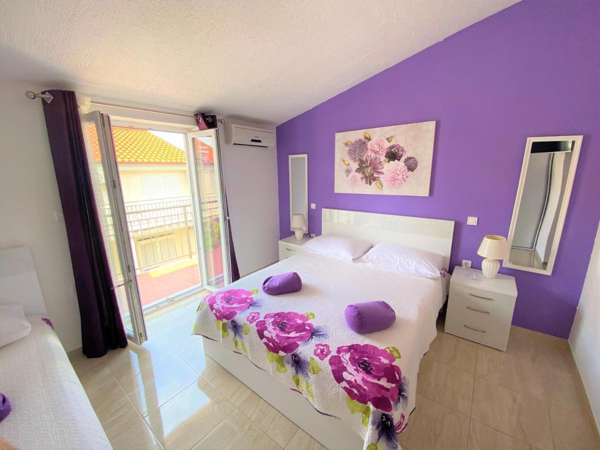 Apartment Universe Makarska